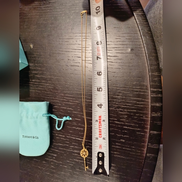 Authetic Tiffany 18k Yellow Gold and Diamond Daisy Key Pendant 1.5" - Picture 8 of 8